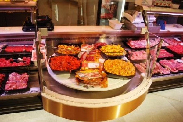 phoca_thumb_l_stewarts butchers 041.jpg