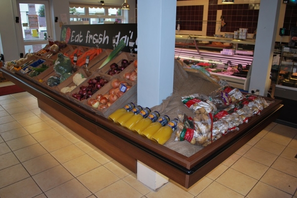 Burns Butchers (7).JPG
